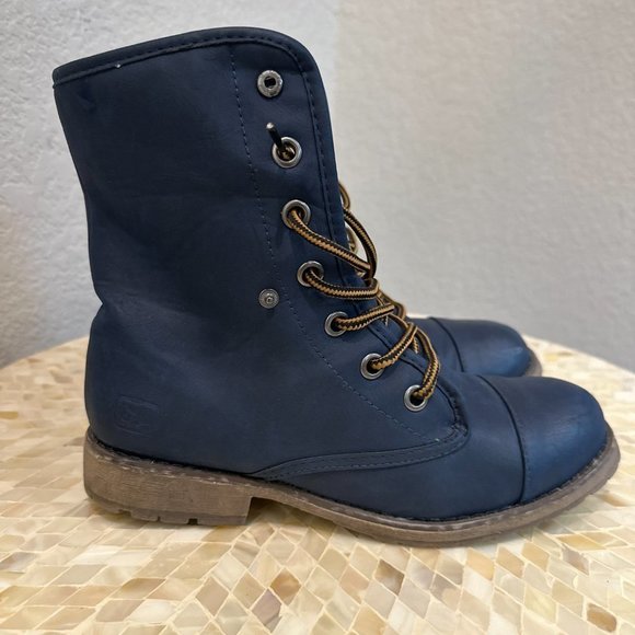 Dirty Laundry Shoes - Dirty Laundry Women’s  Blue Raven Boots With Faux Fur Lined Size 8